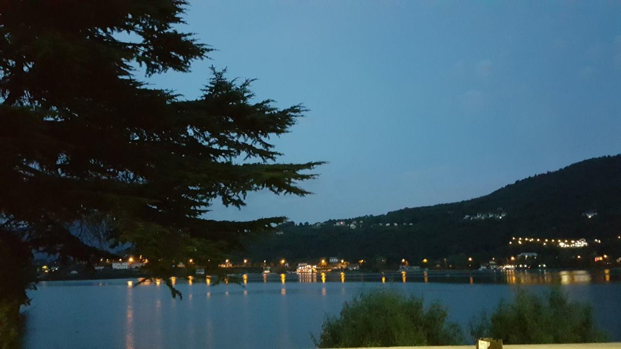 Hotel Chalet Del Lago Avigliana Exterior foto